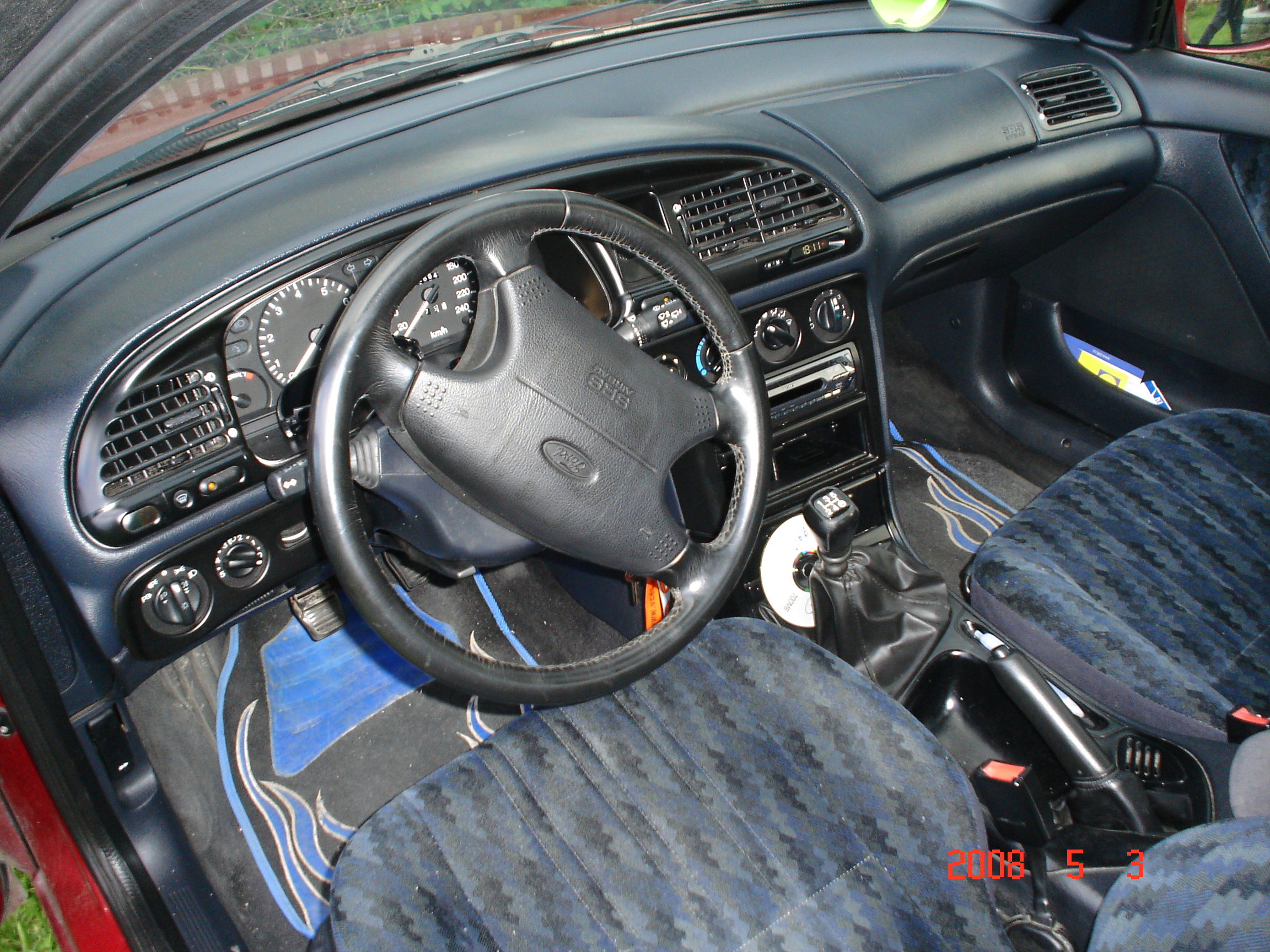 mondeo interier.JPG